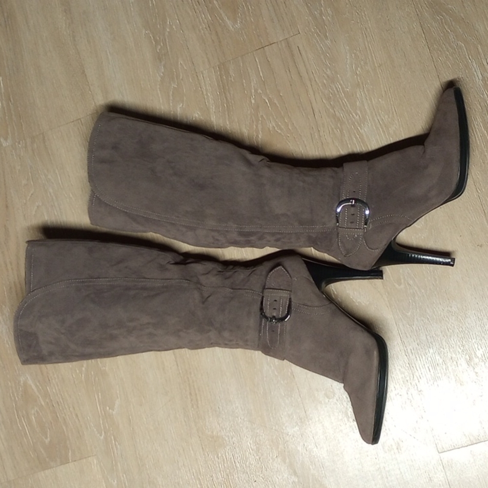 Worthington Faux Suede *Vintage* Boots Size 9 1/2